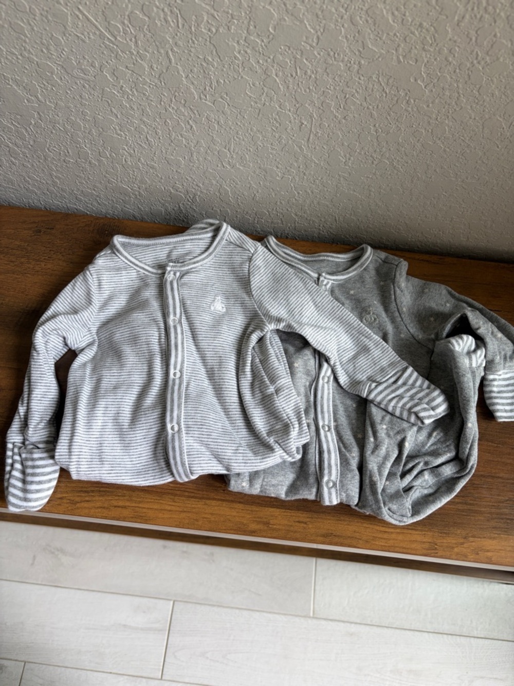 Baby GAP  Grey & Light Grey Stripe Snap-Front pjs